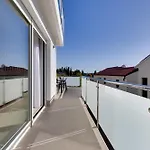 Nika Apartmán *