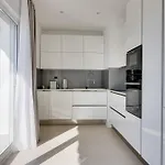 Nika Biograd Na Moru