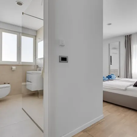 Nika Lejlighed Biograd Na Moru