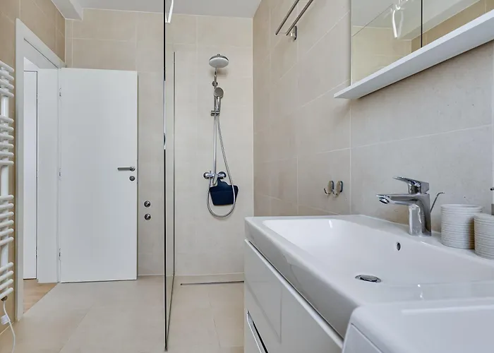 Nika * 비오그라드나모루