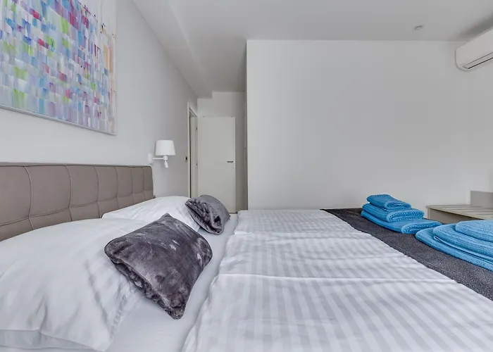 Nika Lejlighed Biograd Na Moru